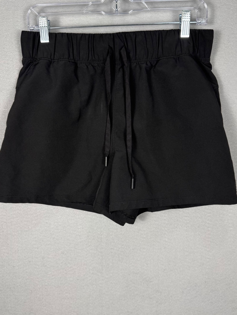 90 Degree by Reflex Womens Medium Travel Shorts Black